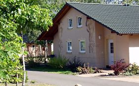 Ferienhaeuser An Der Skihalle Snowtropolis